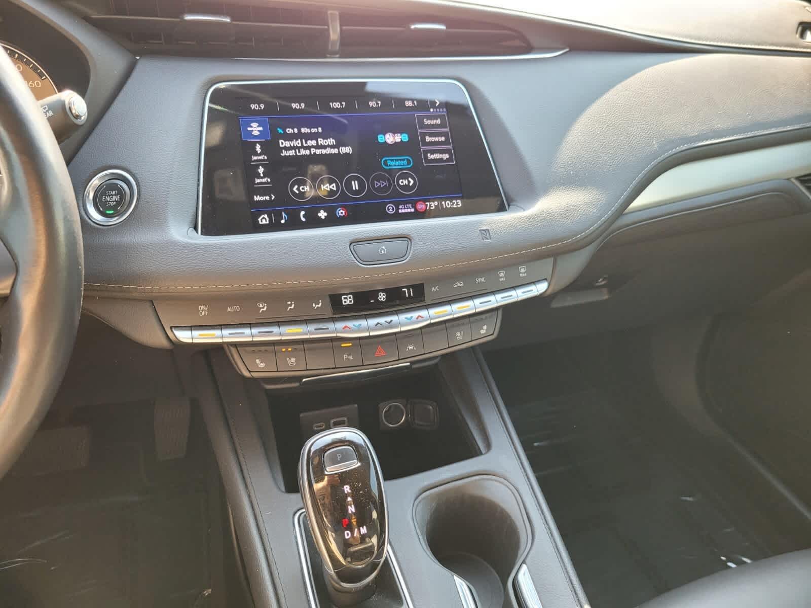 2020 Cadillac XT4 FWD Premium Luxury