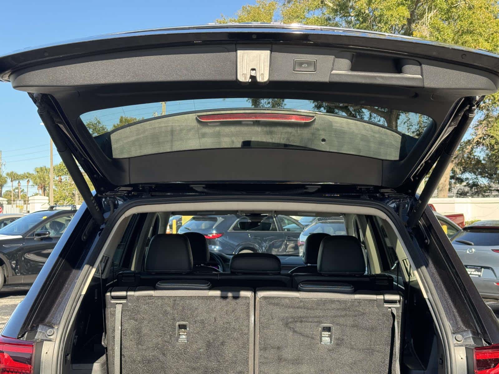 2024 Volkswagen Atlas 2.0T SEL