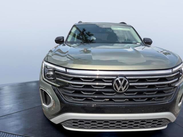 2024 Volkswagen Atlas 2.0T Peak Edition SE w/Technology