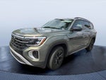 2024 Volkswagen Atlas 2.0T Peak Edition SE w/Technology