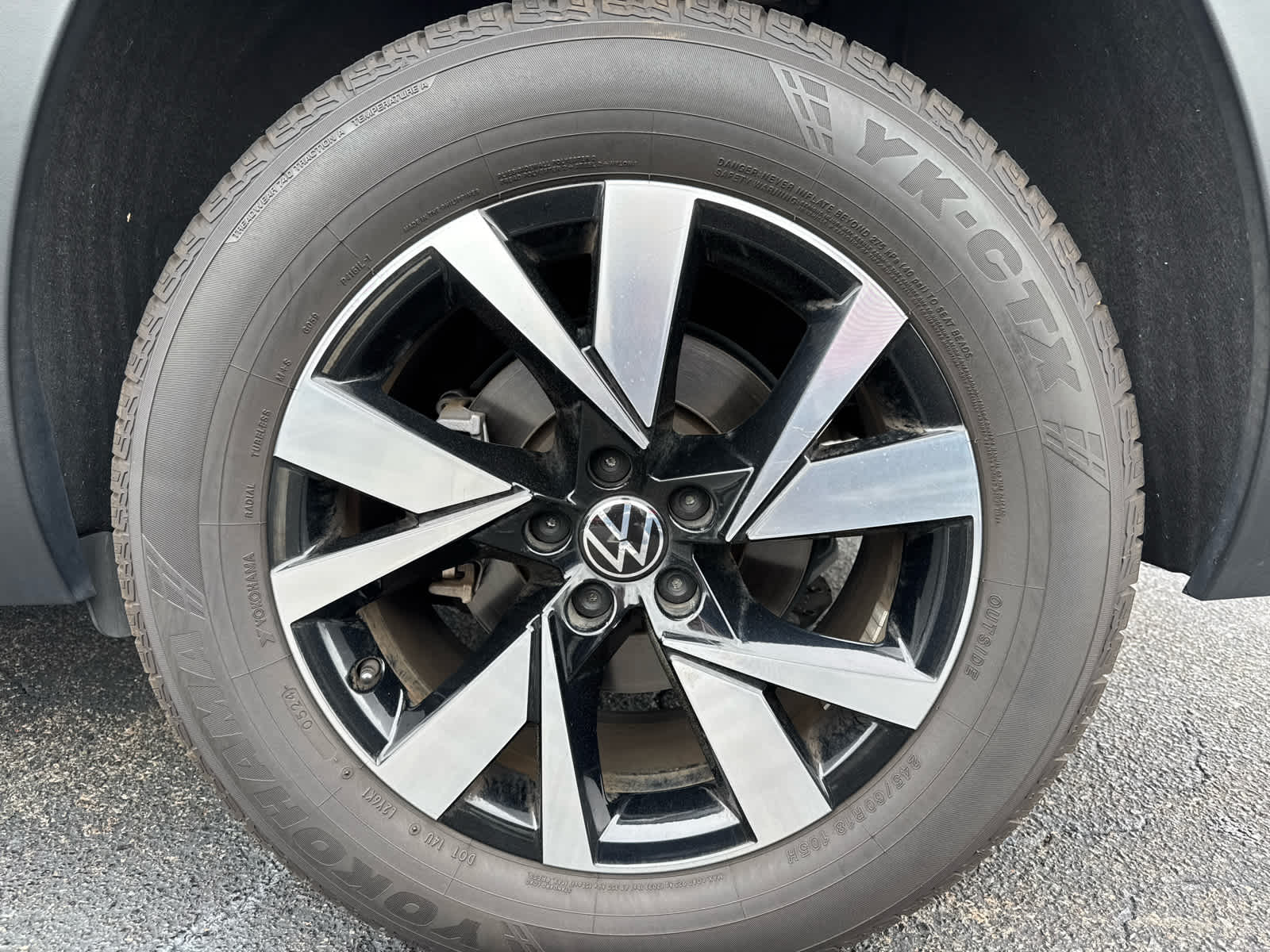 2022 Volkswagen Atlas Cross Sport 2.0T SE