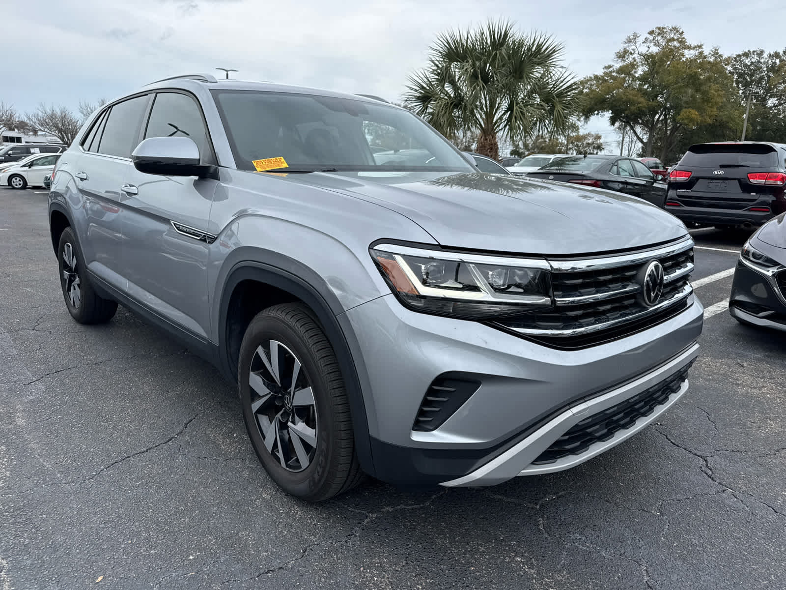 2022 Volkswagen Atlas Cross Sport 2.0T SE