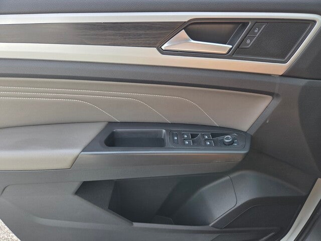 2023 Volkswagen Atlas 2.0T SE