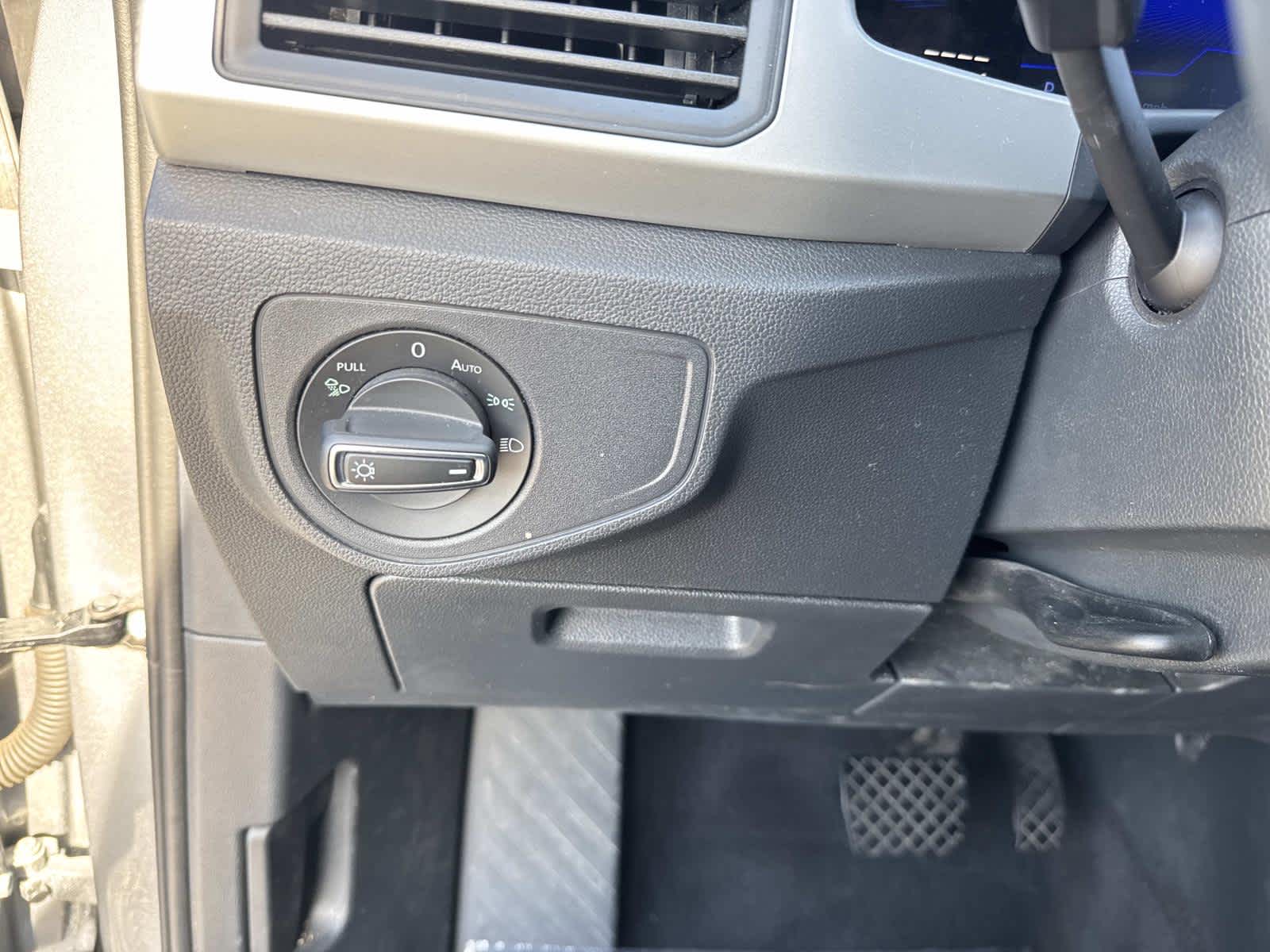 2023 Volkswagen Atlas 2.0T SE