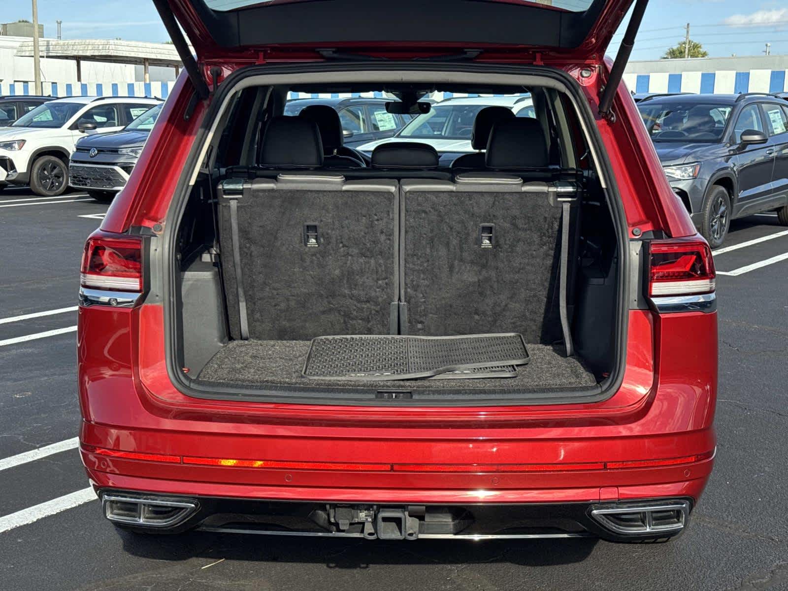 2023 Volkswagen Atlas 3.6L V6 SEL Premium R-Line