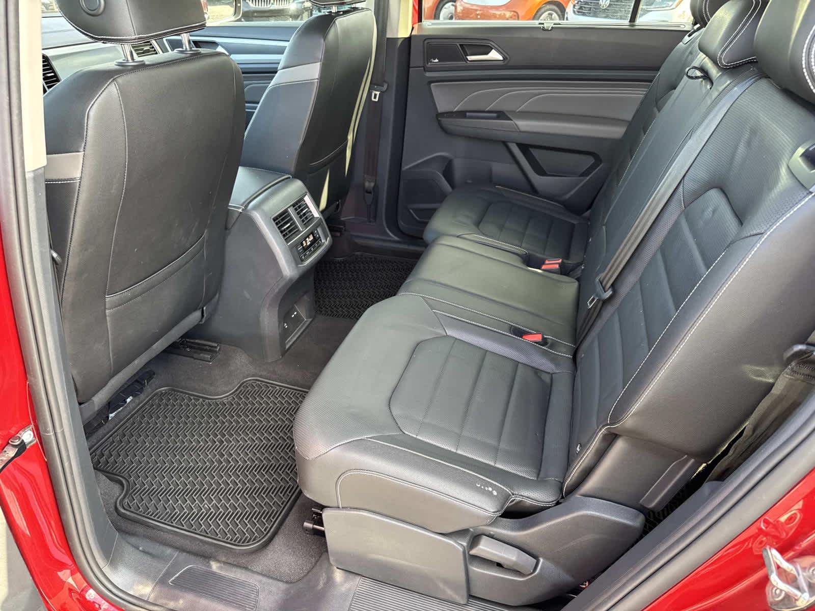 2023 Volkswagen Atlas 3.6L V6 SEL Premium R-Line