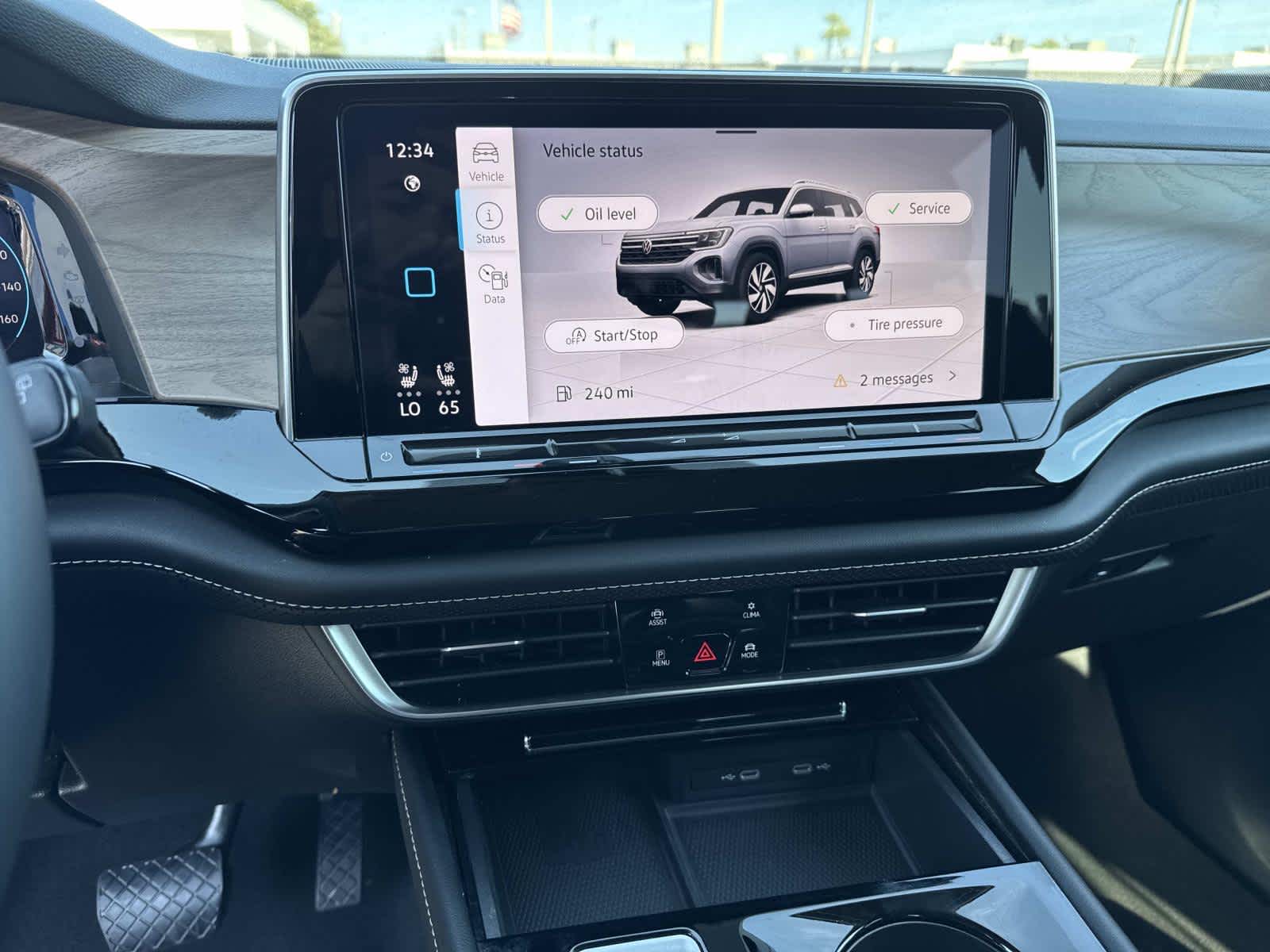 2024 Volkswagen Atlas 2.0T SE w/Technology