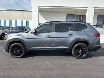2022 Volkswagen Atlas 3.6L V6 SE w/Technology