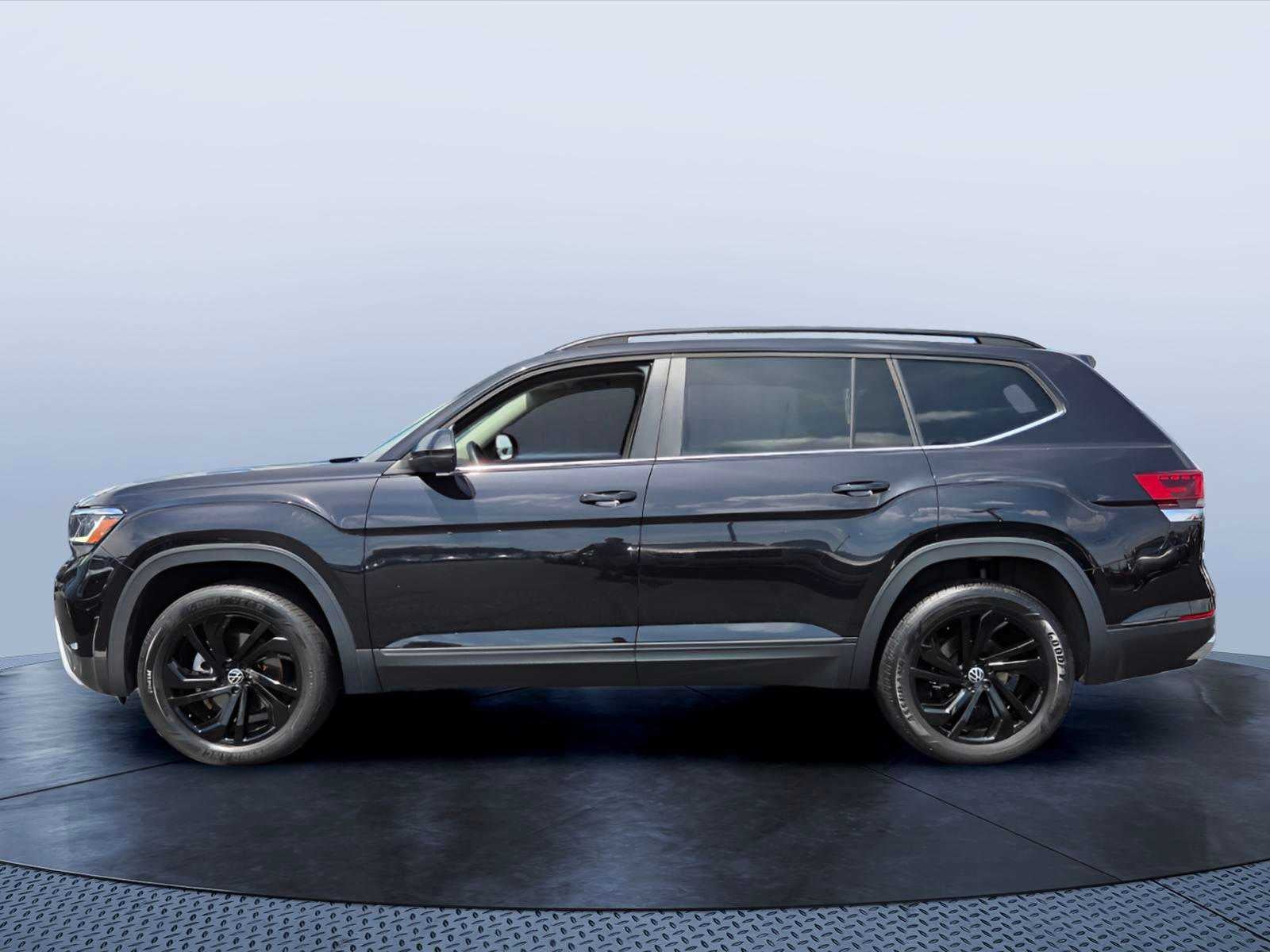 2023 Volkswagen Atlas 3.6L V6 SE w/Technology
