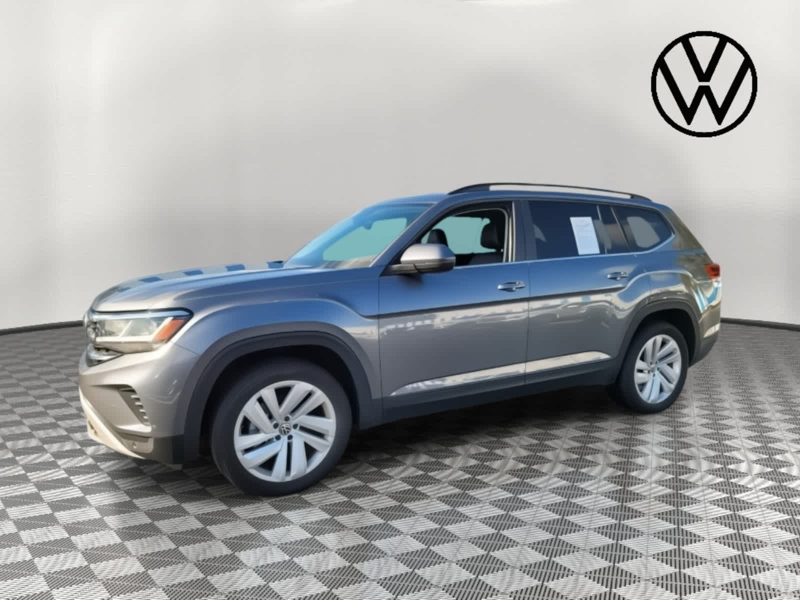 2021 Volkswagen Atlas 3.6L V6 SE w/Technology