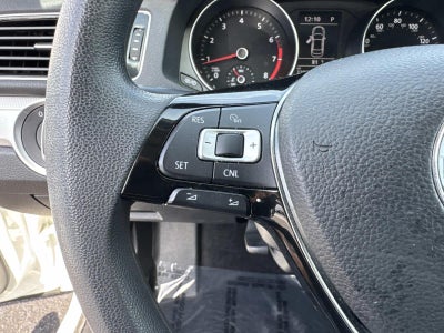 2016 Volkswagen Passat 1.8T S