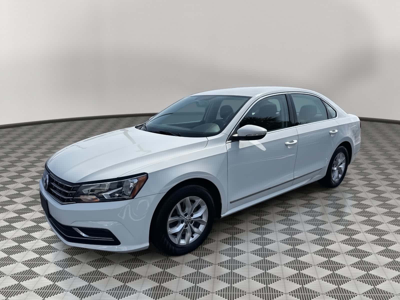 2016 Volkswagen Passat 1.8T S