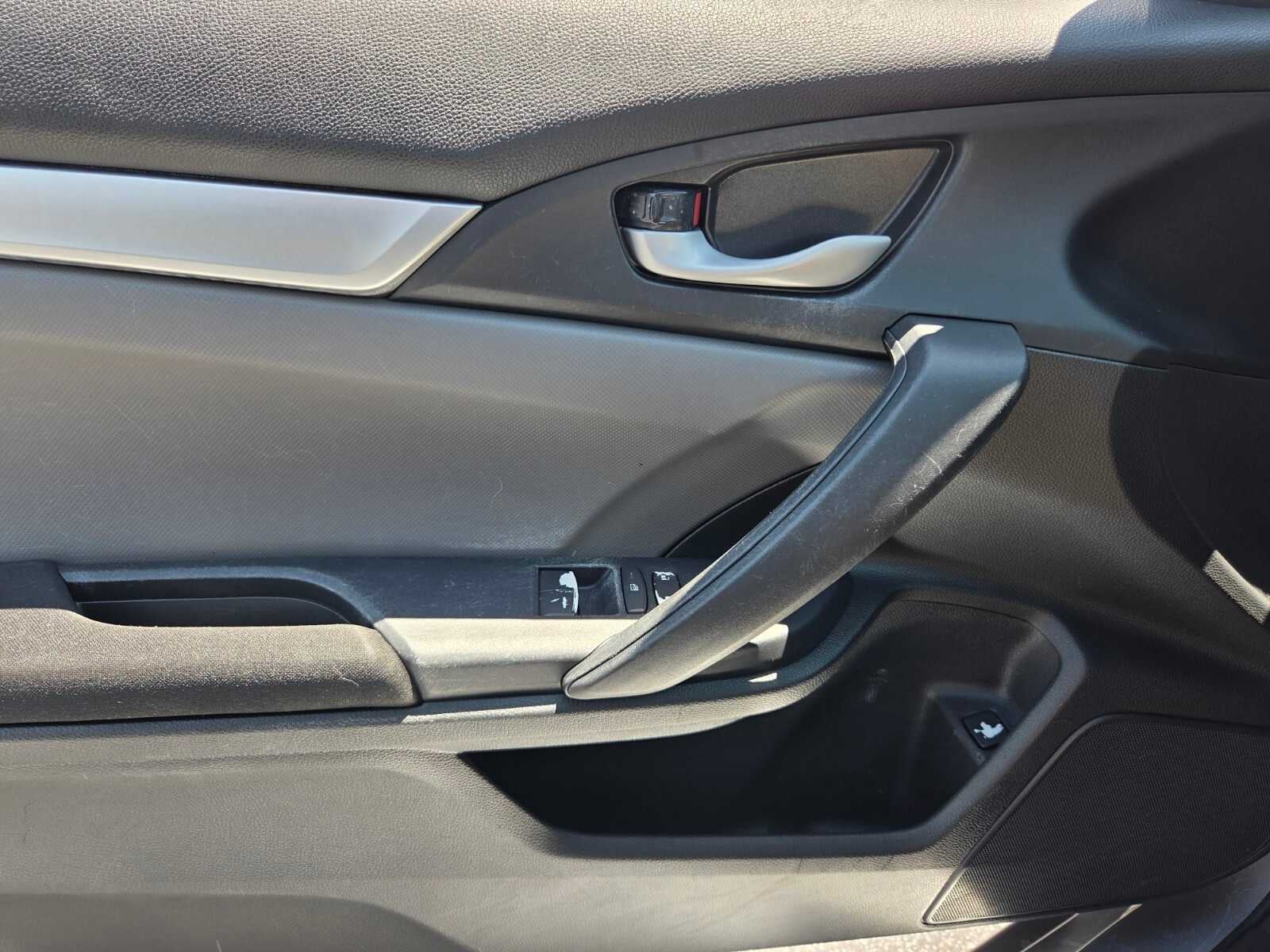2018 Honda Civic Coupe LX-P