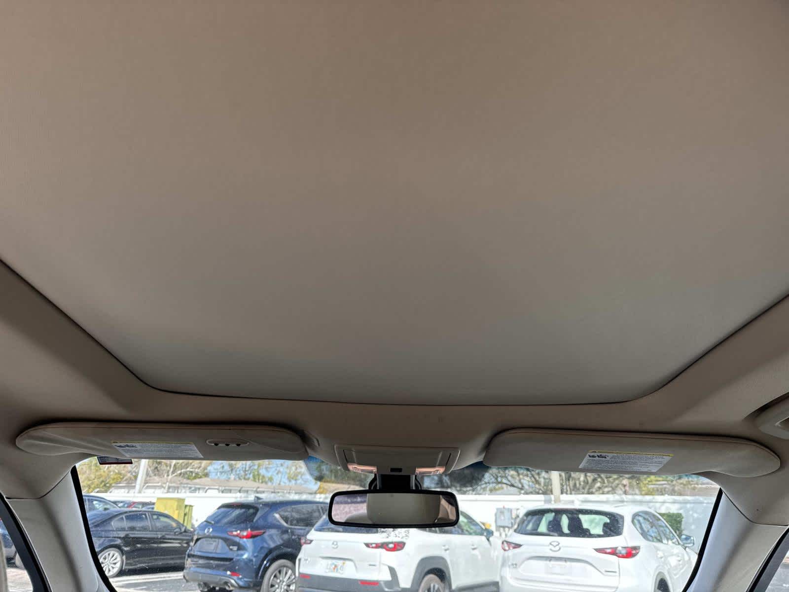 2014 Lincoln MKT Base