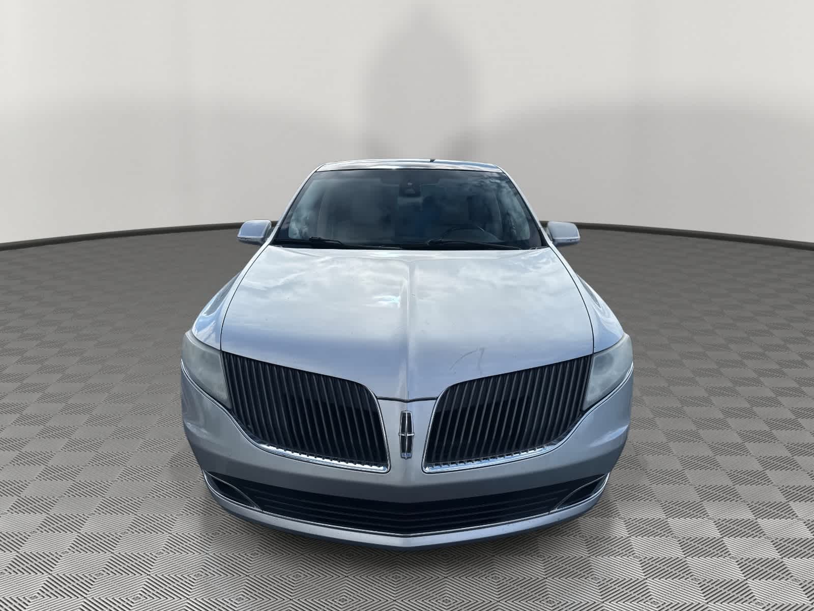 2014 Lincoln MKT Base