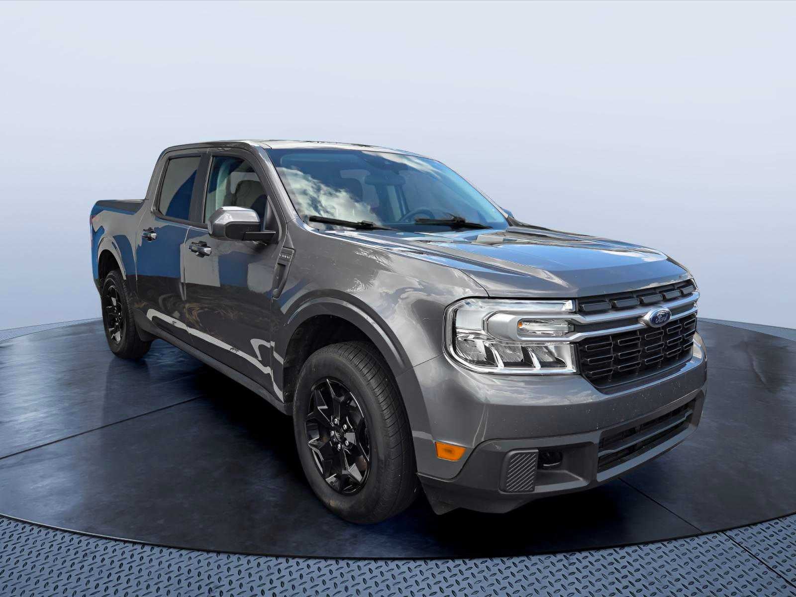 2023 Ford Maverick Lariat