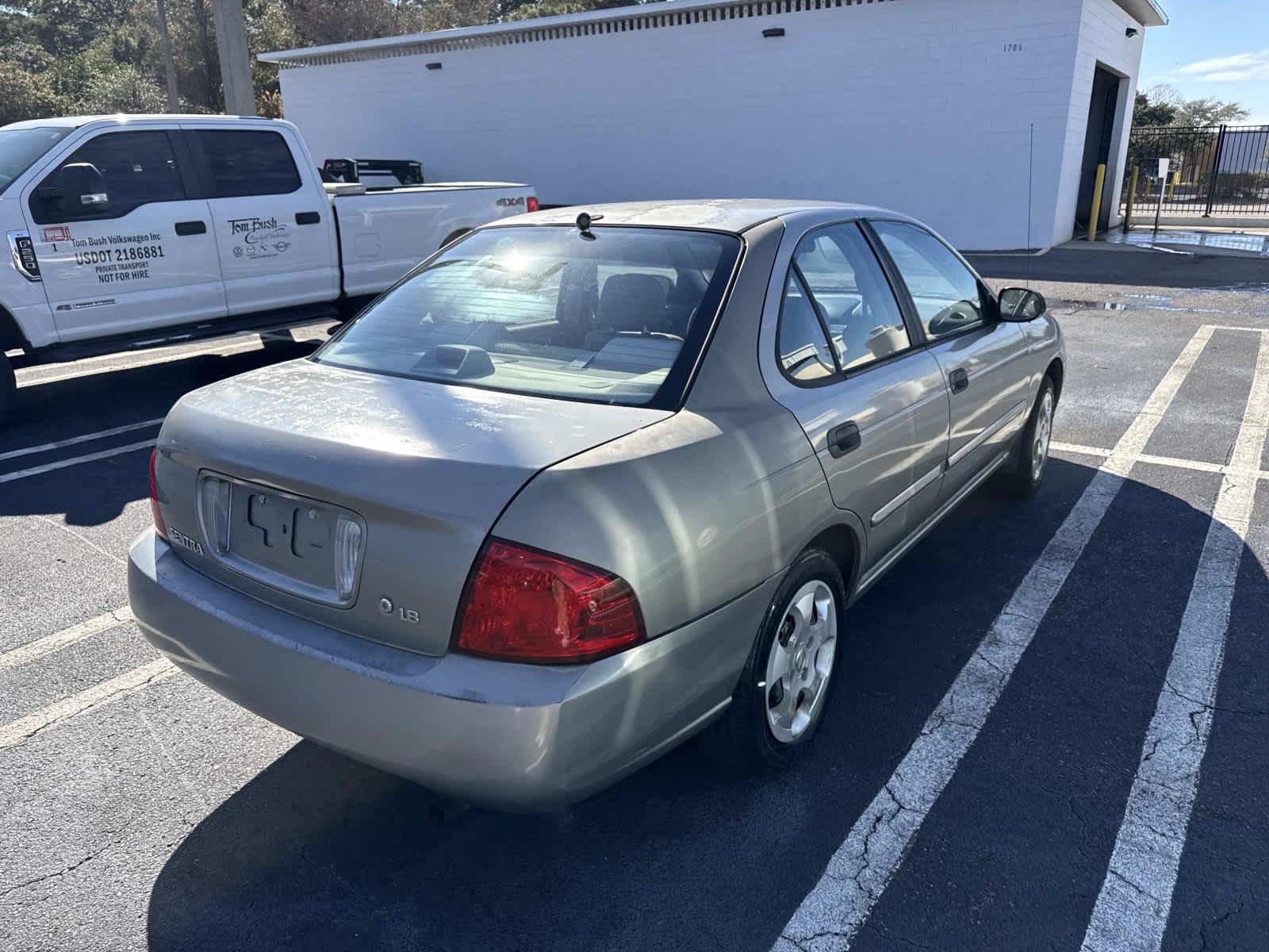 2004 Nissan Sentra Base