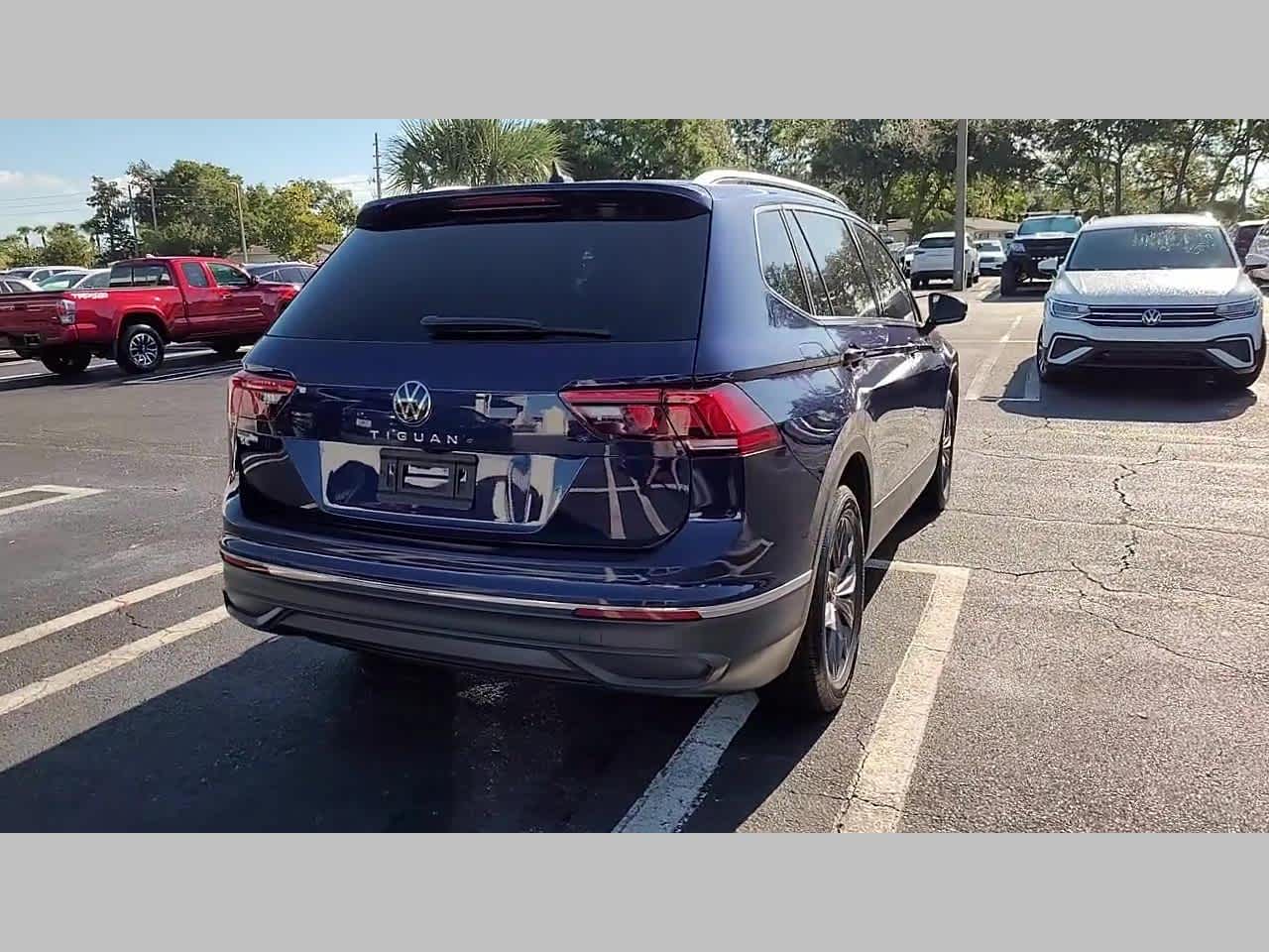 2022 Volkswagen Tiguan SE