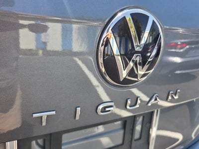2022 Volkswagen Tiguan SEL R-Line