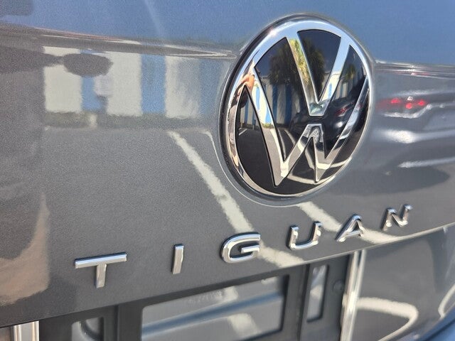 2022 Volkswagen Tiguan SEL R-Line