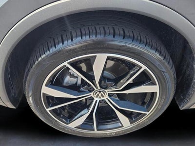 2022 Volkswagen Tiguan SEL R-Line