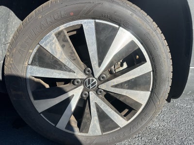 2023 Volkswagen Taos SE