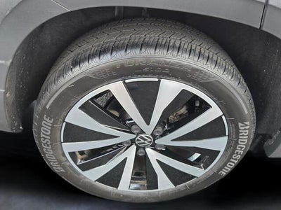 2023 Volkswagen Taos SE
