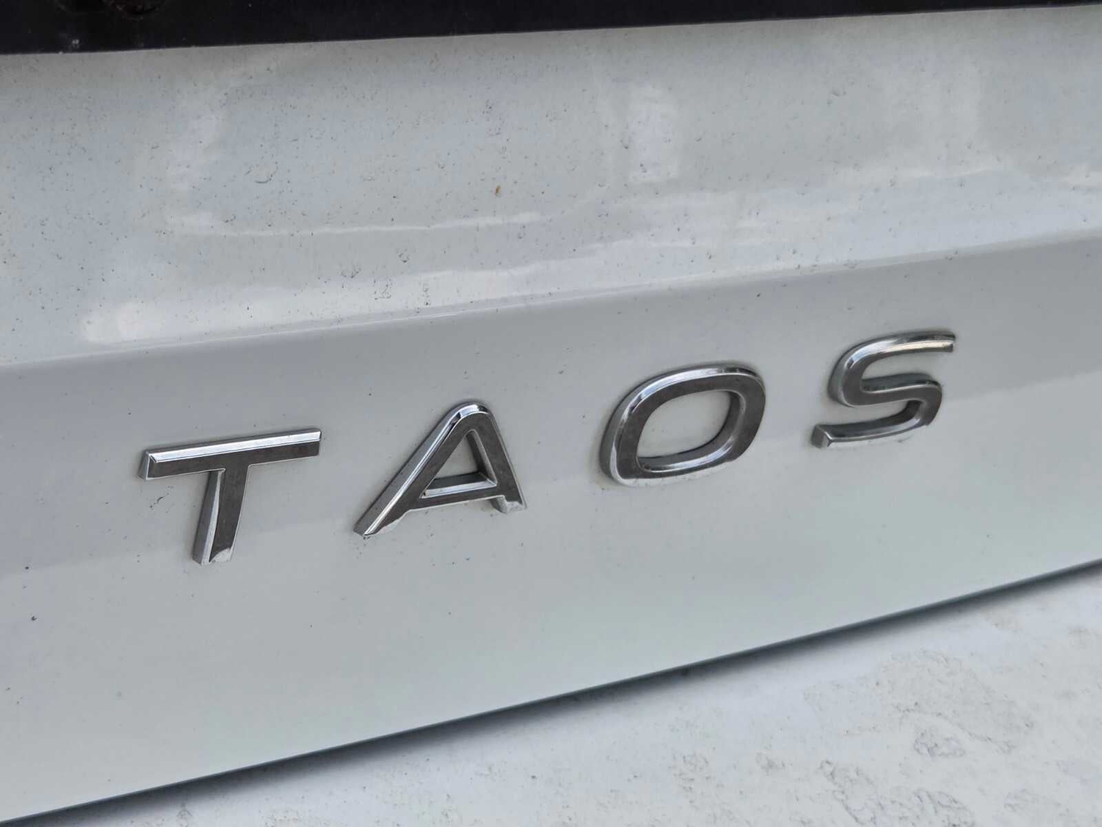 2022 Volkswagen Taos SE