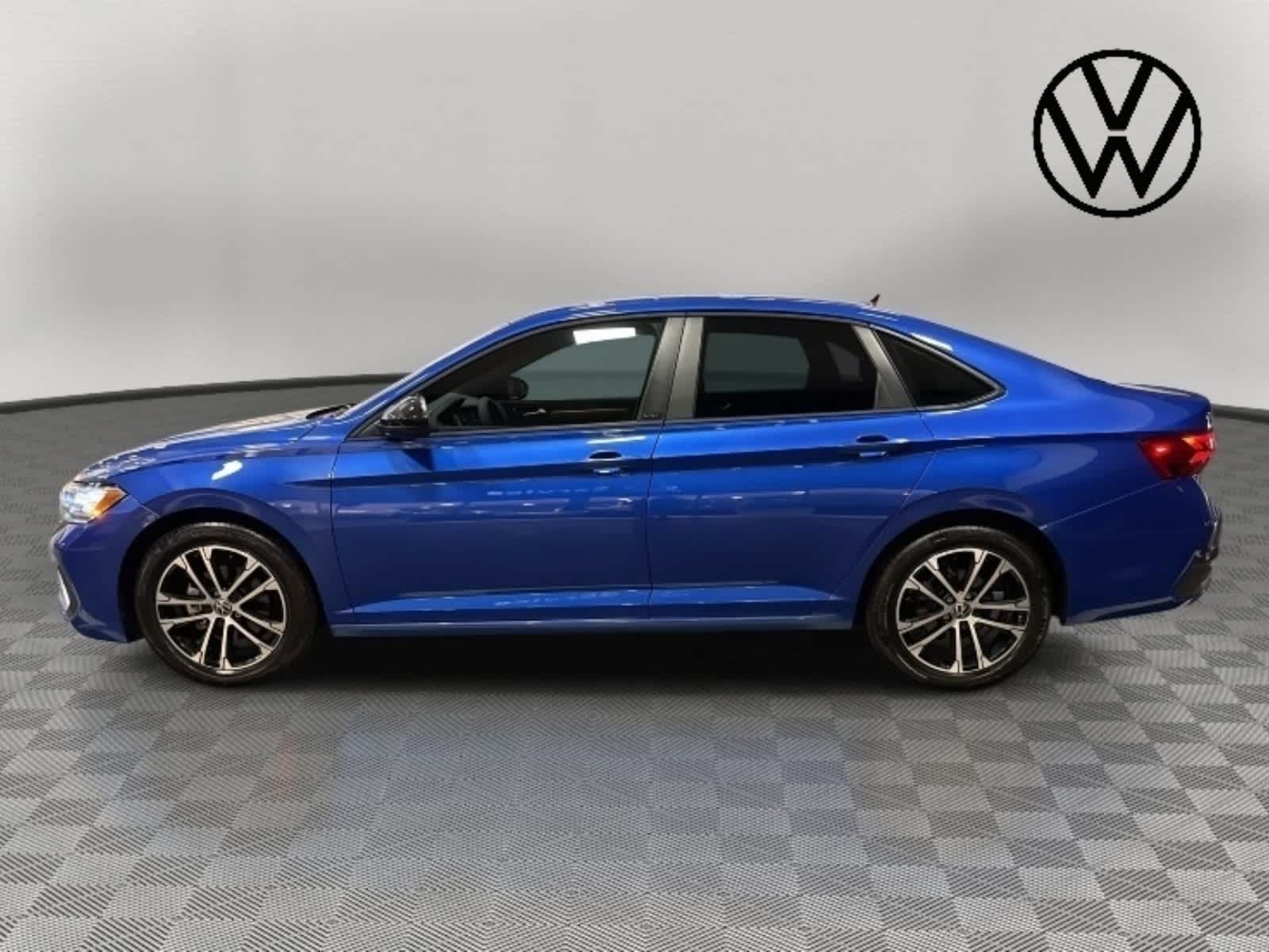 2023 Volkswagen Jetta Sport