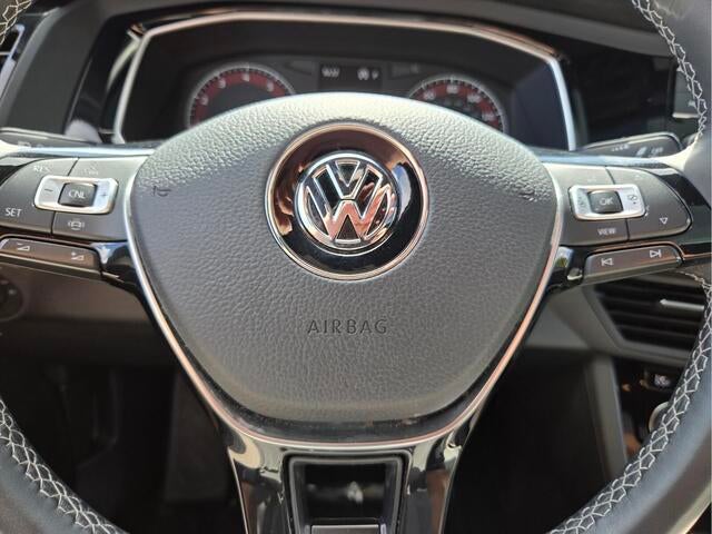 2020 Volkswagen Jetta R-Line