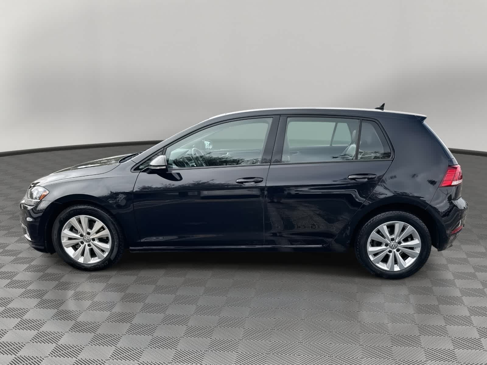 2021 Volkswagen Golf TSI