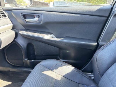 2016 Toyota Camry SE