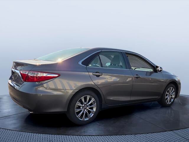 2016 Toyota Camry XLE