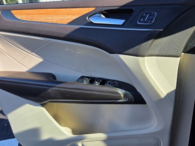 2015 Lincoln MKC Base