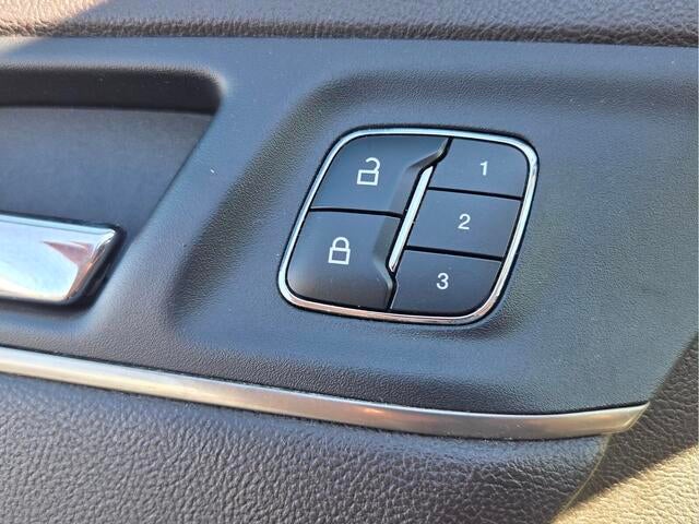 2015 Lincoln MKC Base