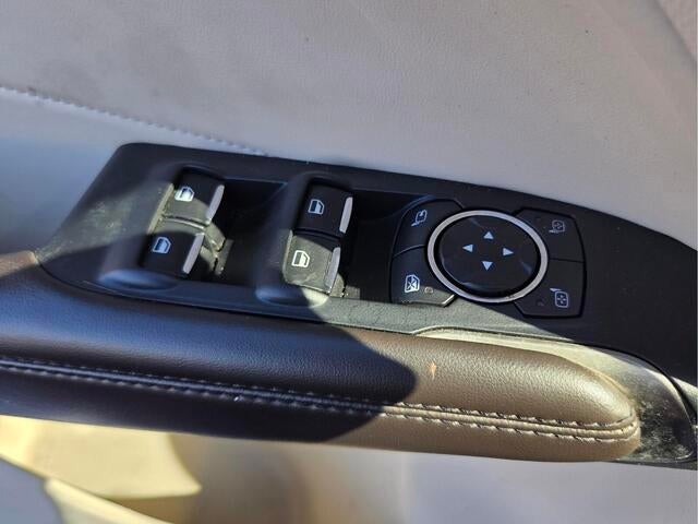 2015 Lincoln MKC Base