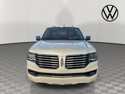 2015 Lincoln Navigator Base
