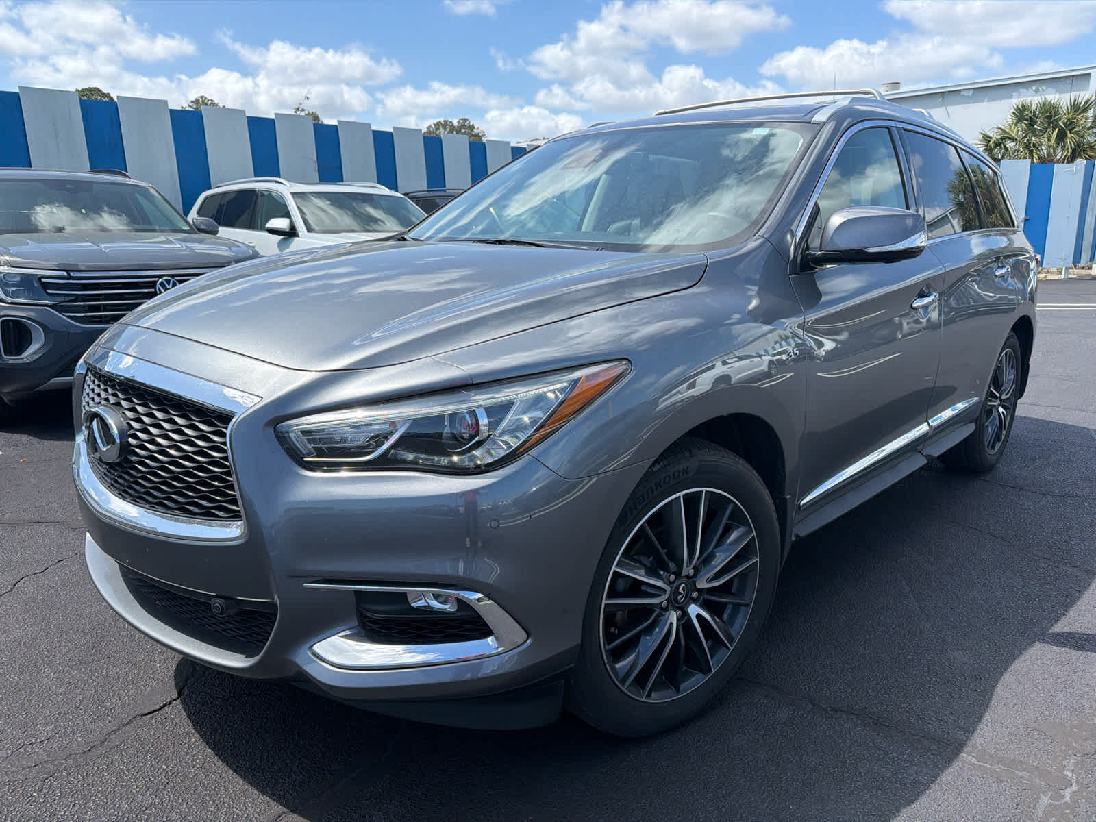 2020 INFINITI QX60 LUXE