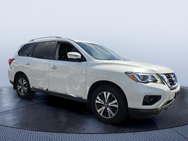 2017 Nissan Pathfinder SL