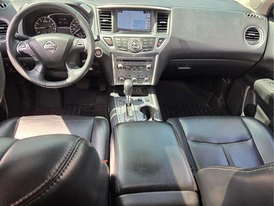 2017 Nissan Pathfinder SL