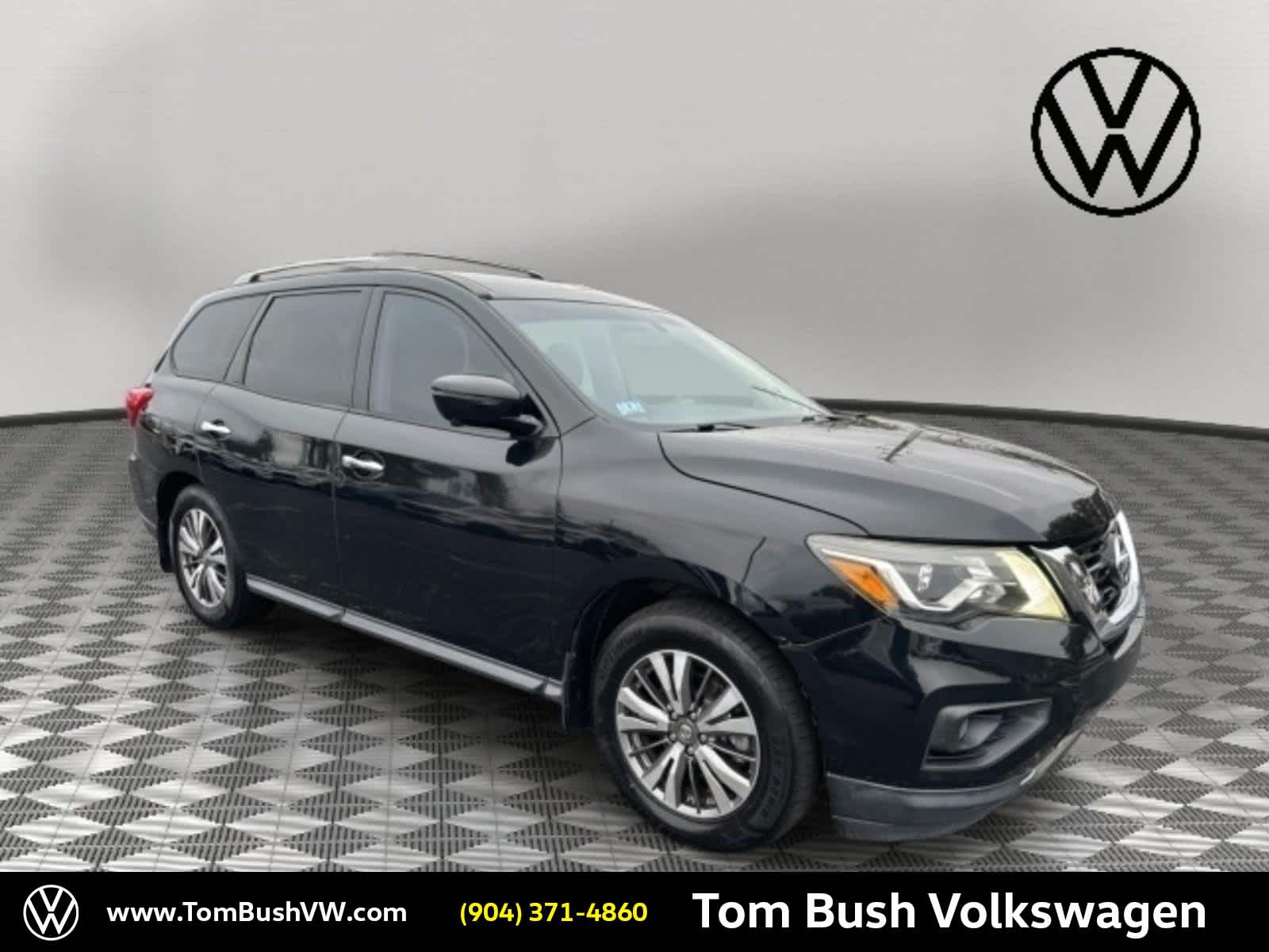 2017 Nissan Pathfinder SL