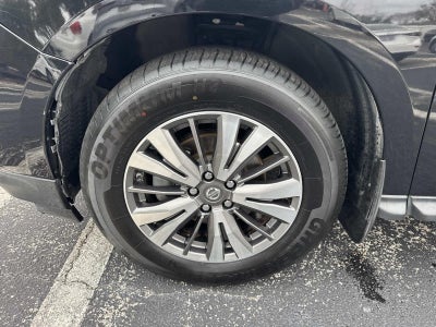 2017 Nissan Pathfinder SL