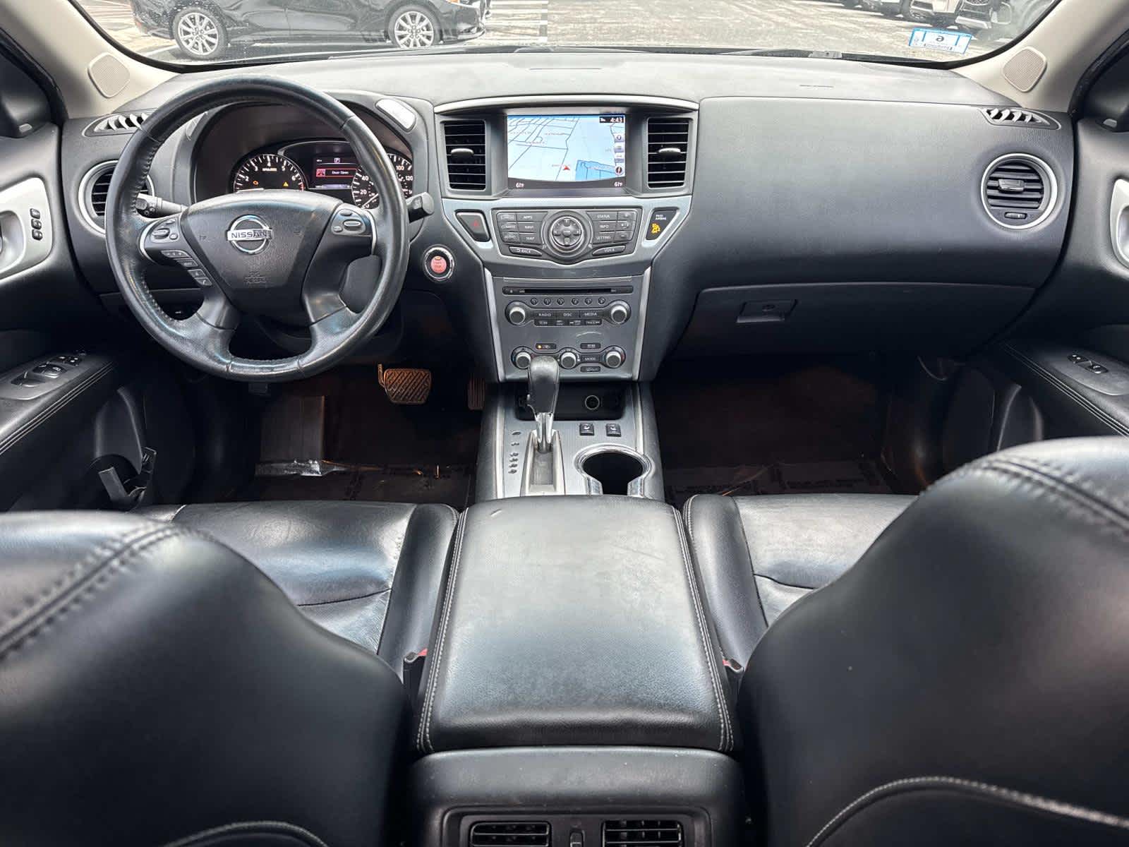 2017 Nissan Pathfinder SL