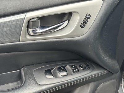 2017 Nissan Pathfinder SL