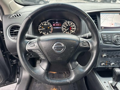 2017 Nissan Pathfinder SL