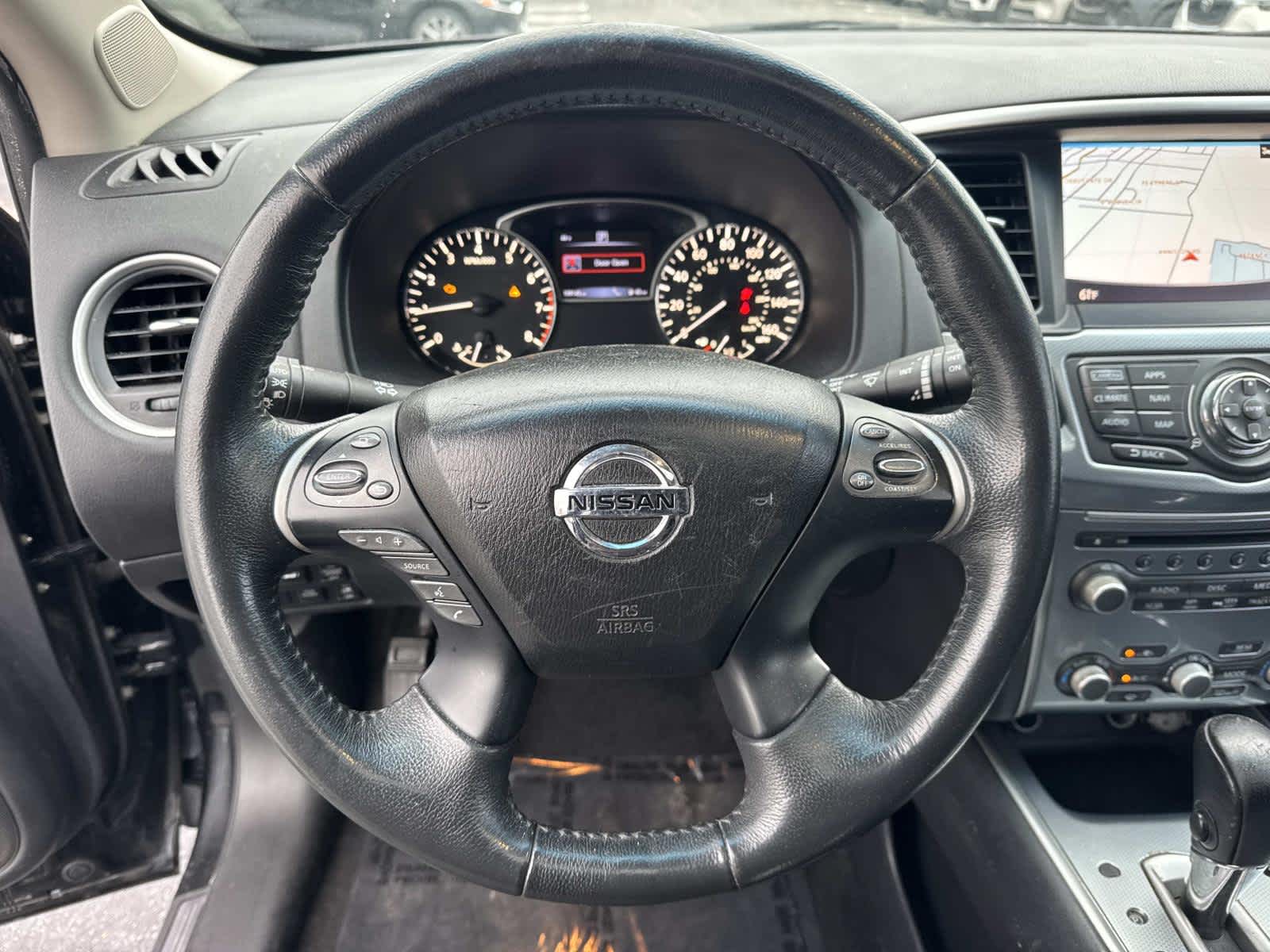 2017 Nissan Pathfinder SL