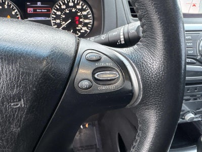 2017 Nissan Pathfinder SL