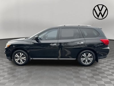 2017 Nissan Pathfinder SL