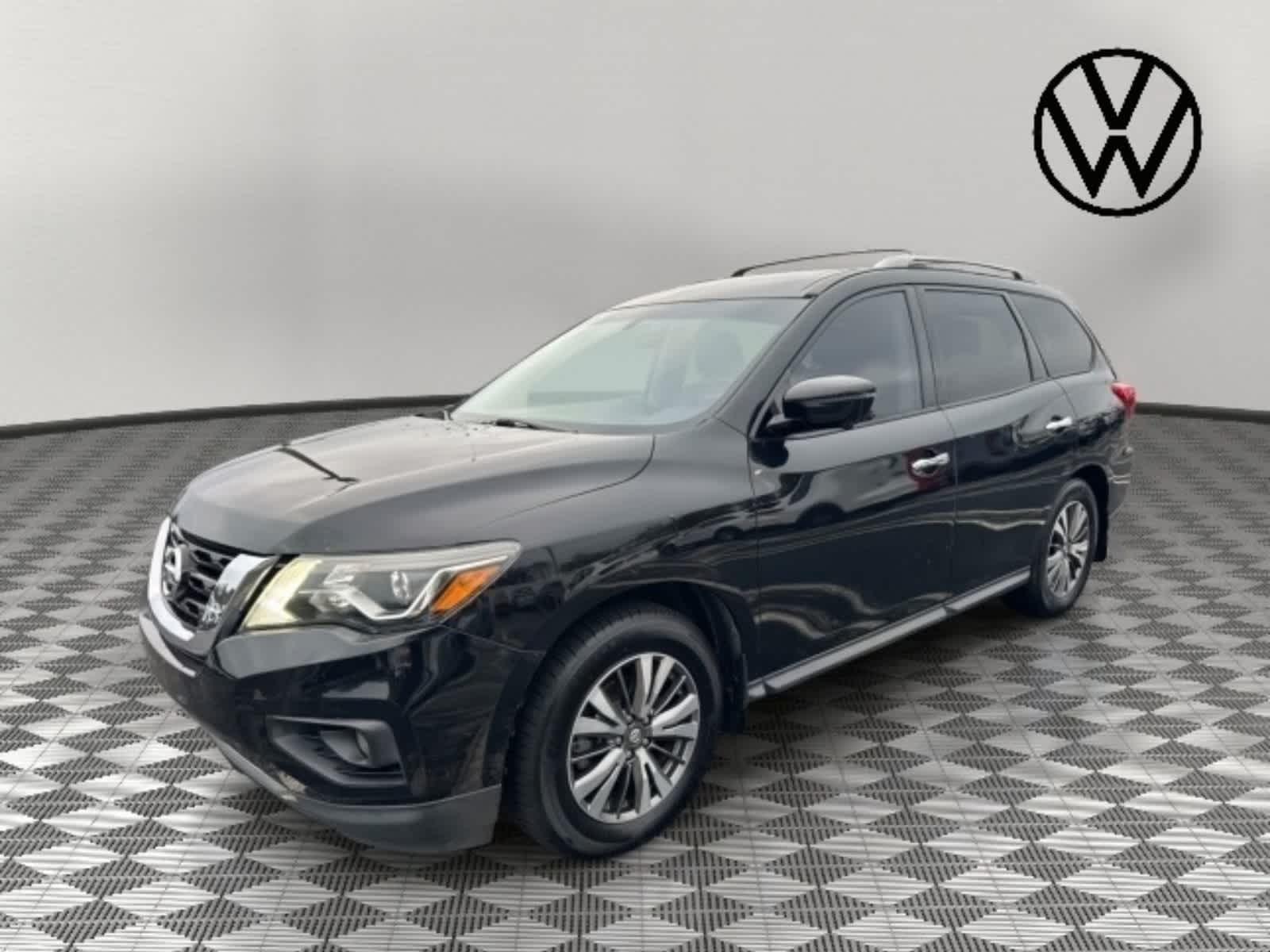 2017 Nissan Pathfinder SL
