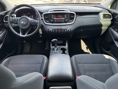 2016 Kia Sorento L
